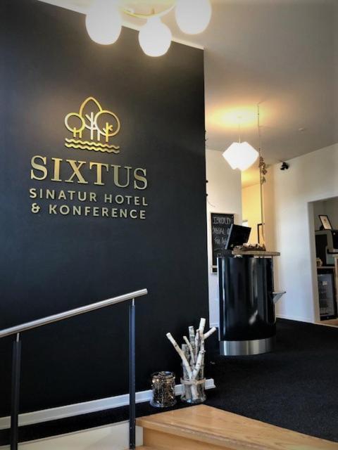 Sixtus Sinatur Hotel & Konference Миддельфарт Экстерьер фото